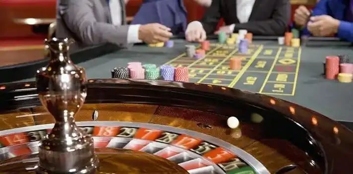Salah satu mesin slot populer dengan grafis interaktif dan fitur bonus yang menarik pengguna dari kota besar di Indonesia